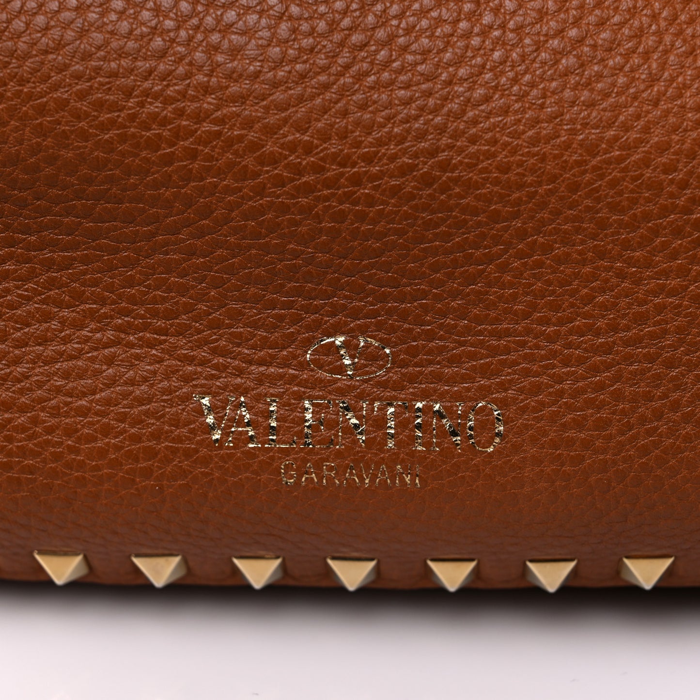 Pebbled Calfskin Small Rockstud Flip-Lock Messenger Bag Light Cuir