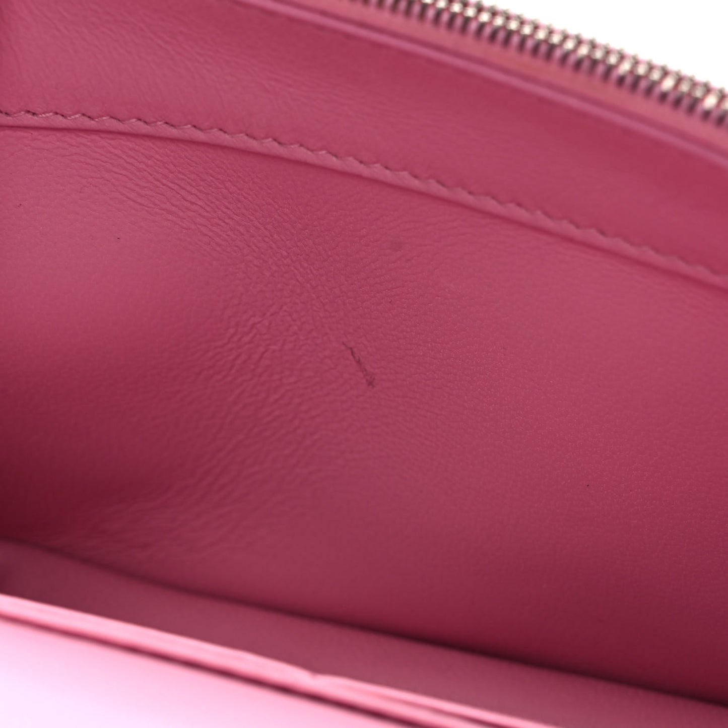 Patent Crocodile Embossed B Wallet On Chain Pink