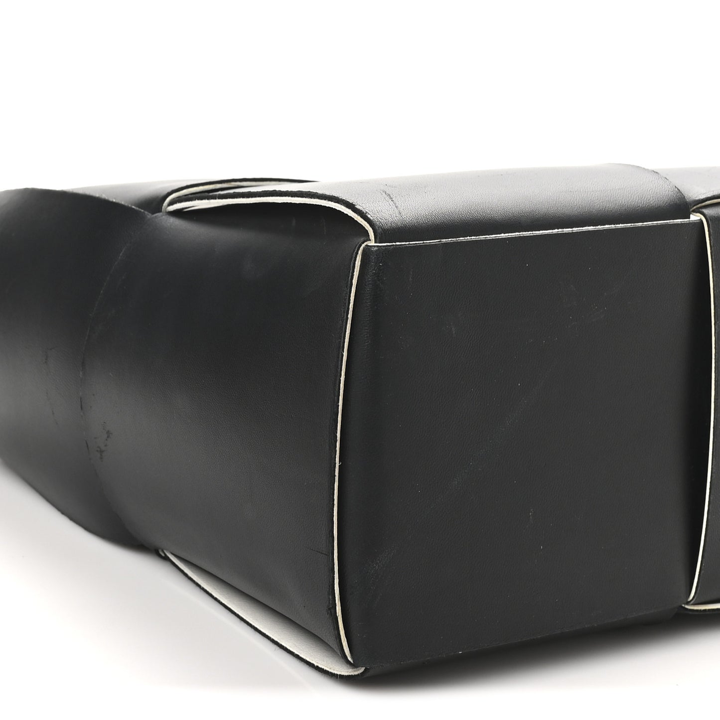 Nappa Maxi Intrecciato Medium Arco Tote Black White