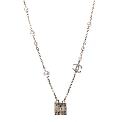 Chanel Crystal Pearl Airpod Necklace Gold 1 of 4