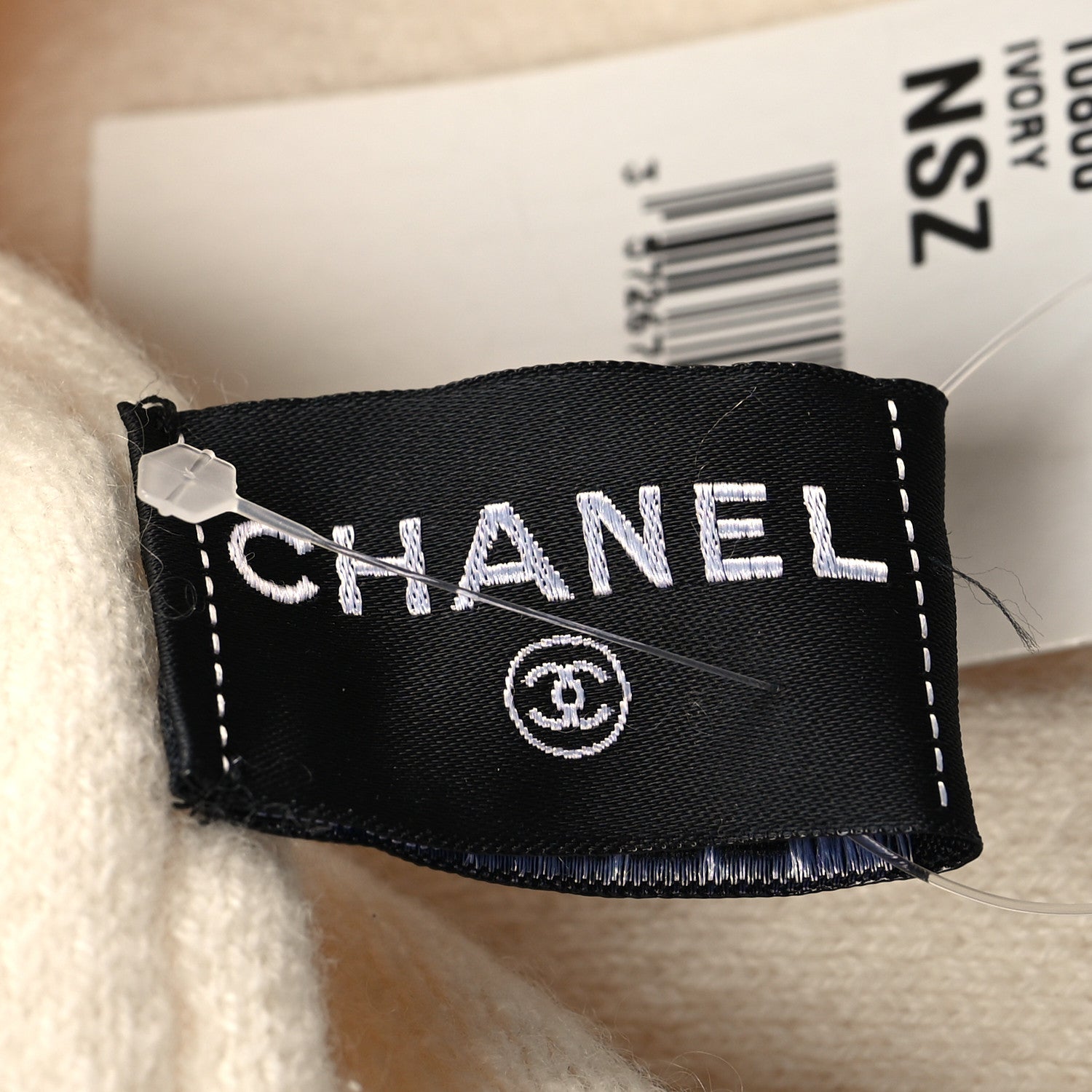 Chanel Cashmere CC Beanie Hat Ivory 4 of 4