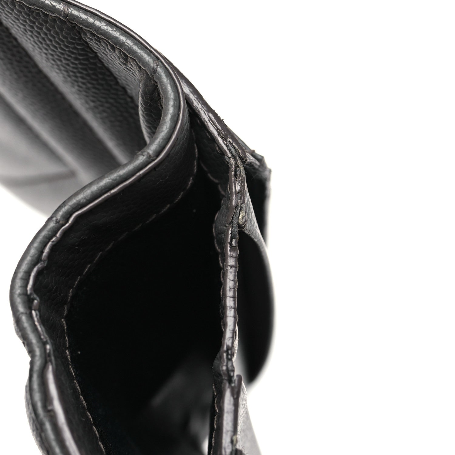 Saint Laurent Grain De Poudre Matelasse Chevron Monogram Compact Tri Fold Wallet Earth 11 of 14