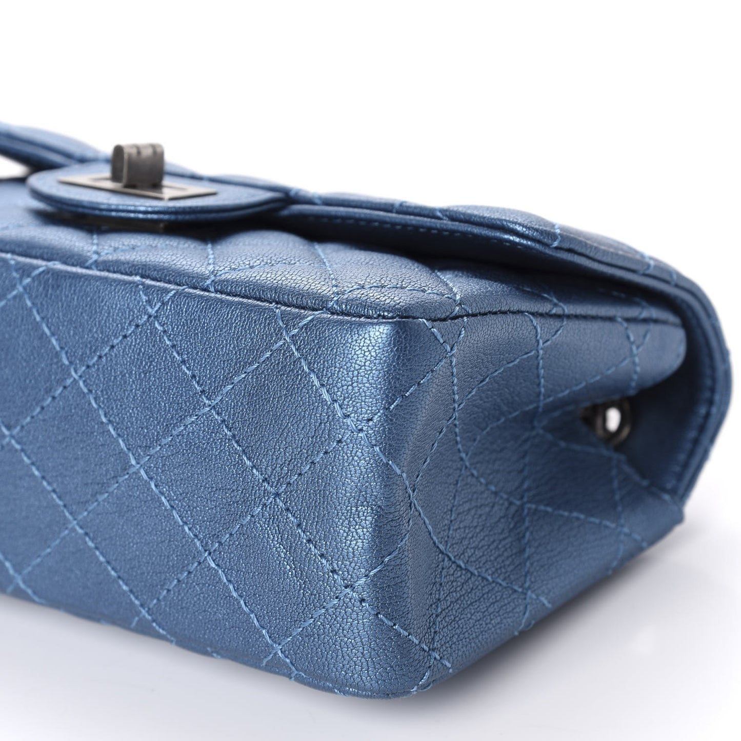 Metallic Sheepskin Quilted 2.55 Reissue Mini Flap Blue