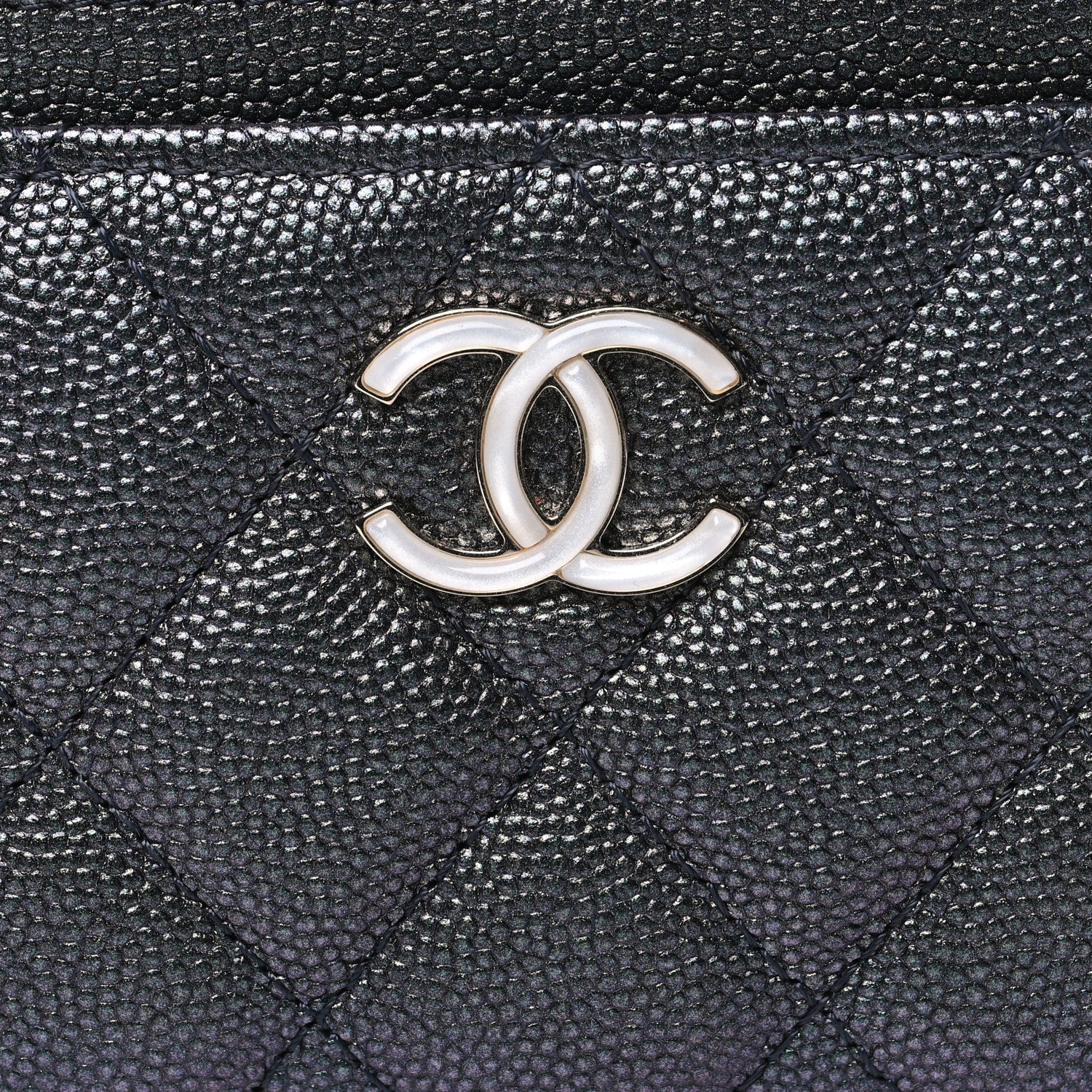 Chanel Iridescent Caviar Quilted Card Holder Black 9 of 11