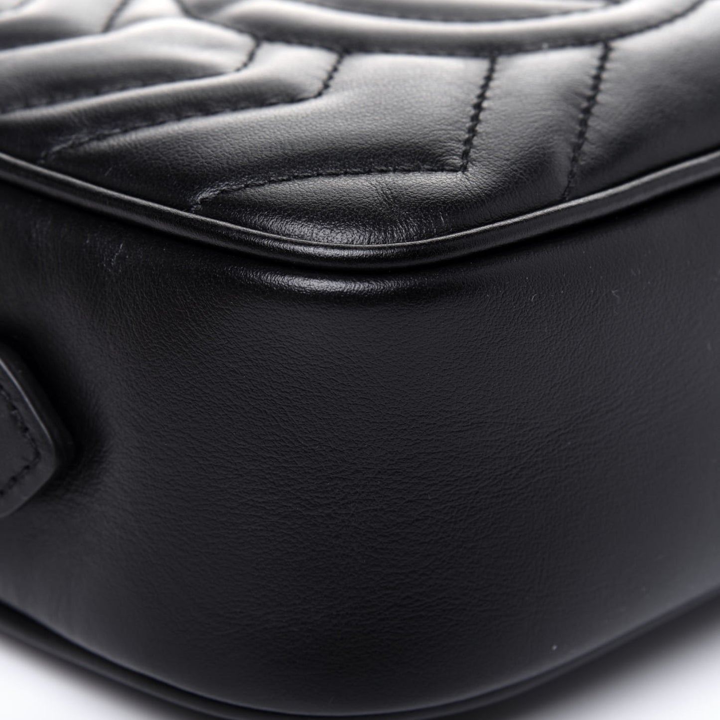 Calfskin Matelasse Mini GG Marmont Chain Shoulder Bag Black