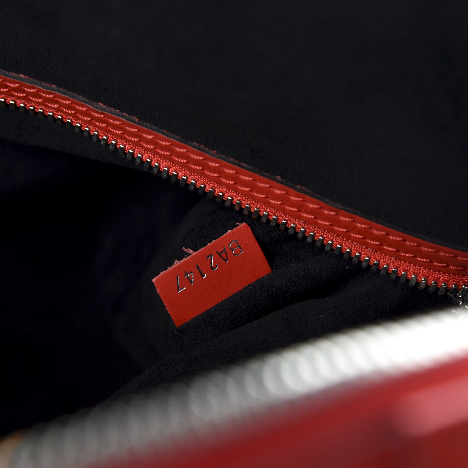 Louis Vuitton X SUPREME Epi Keepall Bandouliere 45 Red 6 of 11