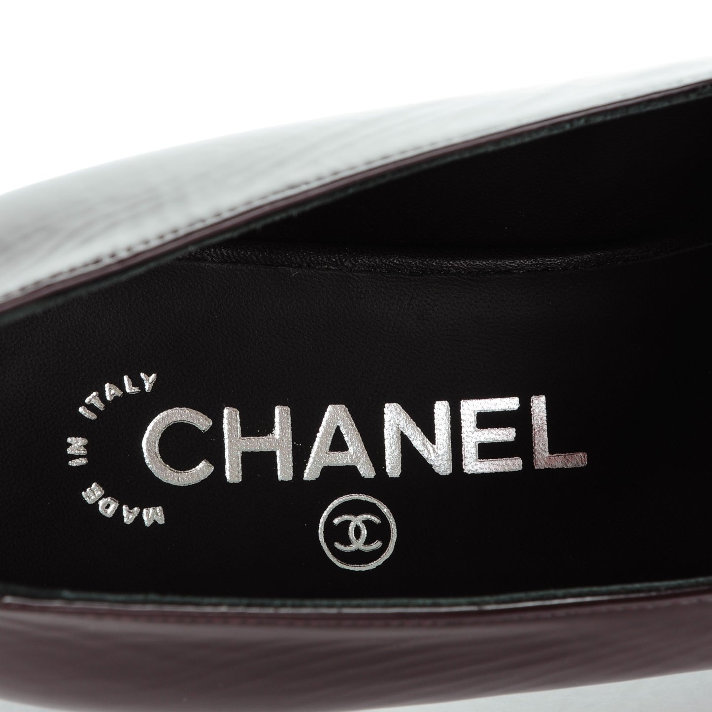 Crackled Goatskin Lambskin Cap Toe CC Charm Moccasin Loafers 37.5 Dark Burgundy Navy