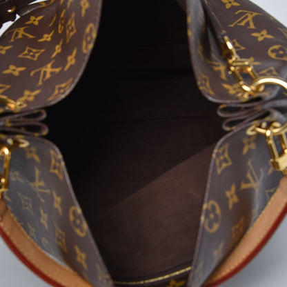 Louis Vuitton Monogram Metis 5 of 8