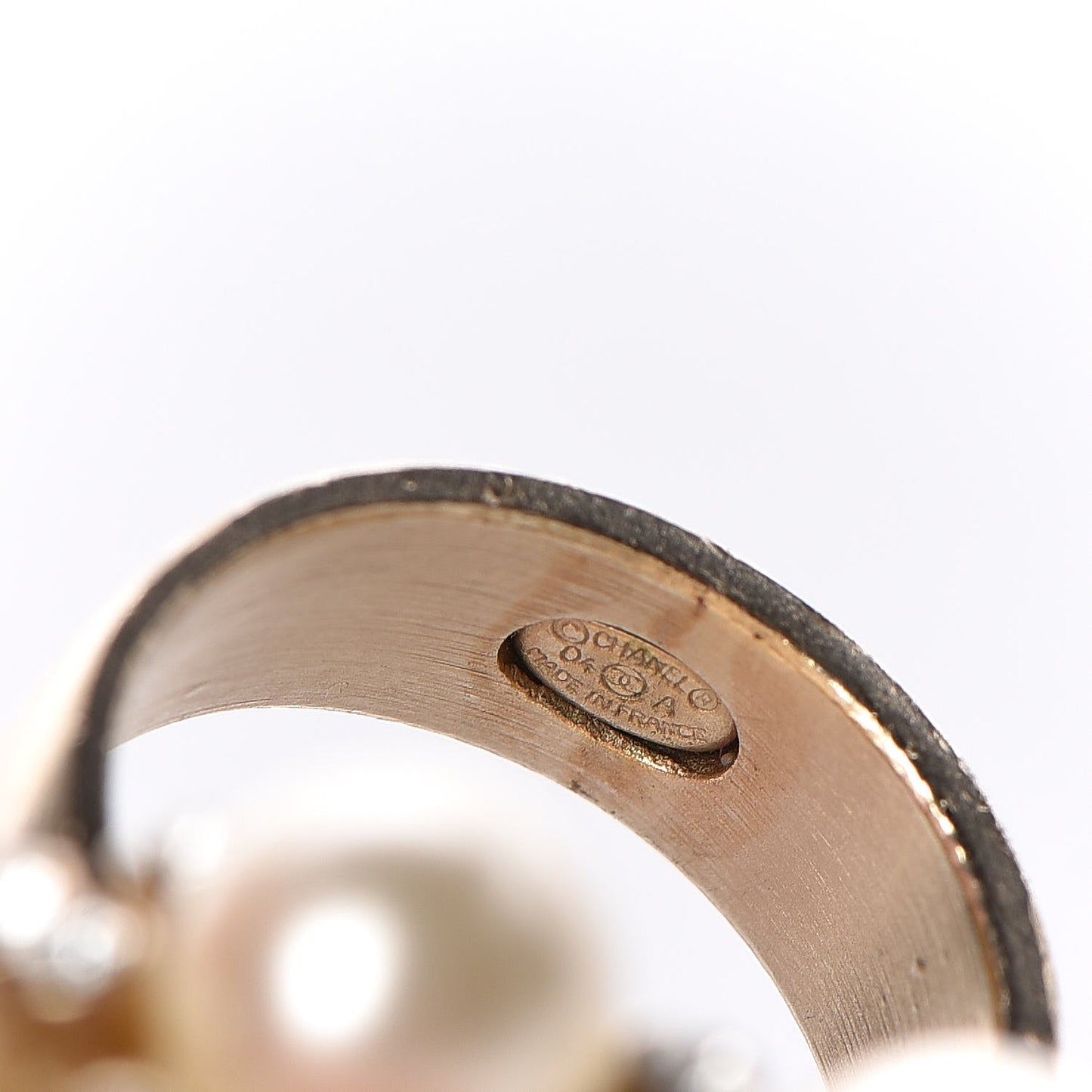Crystal Pearl CC Ring 6.5 Gold