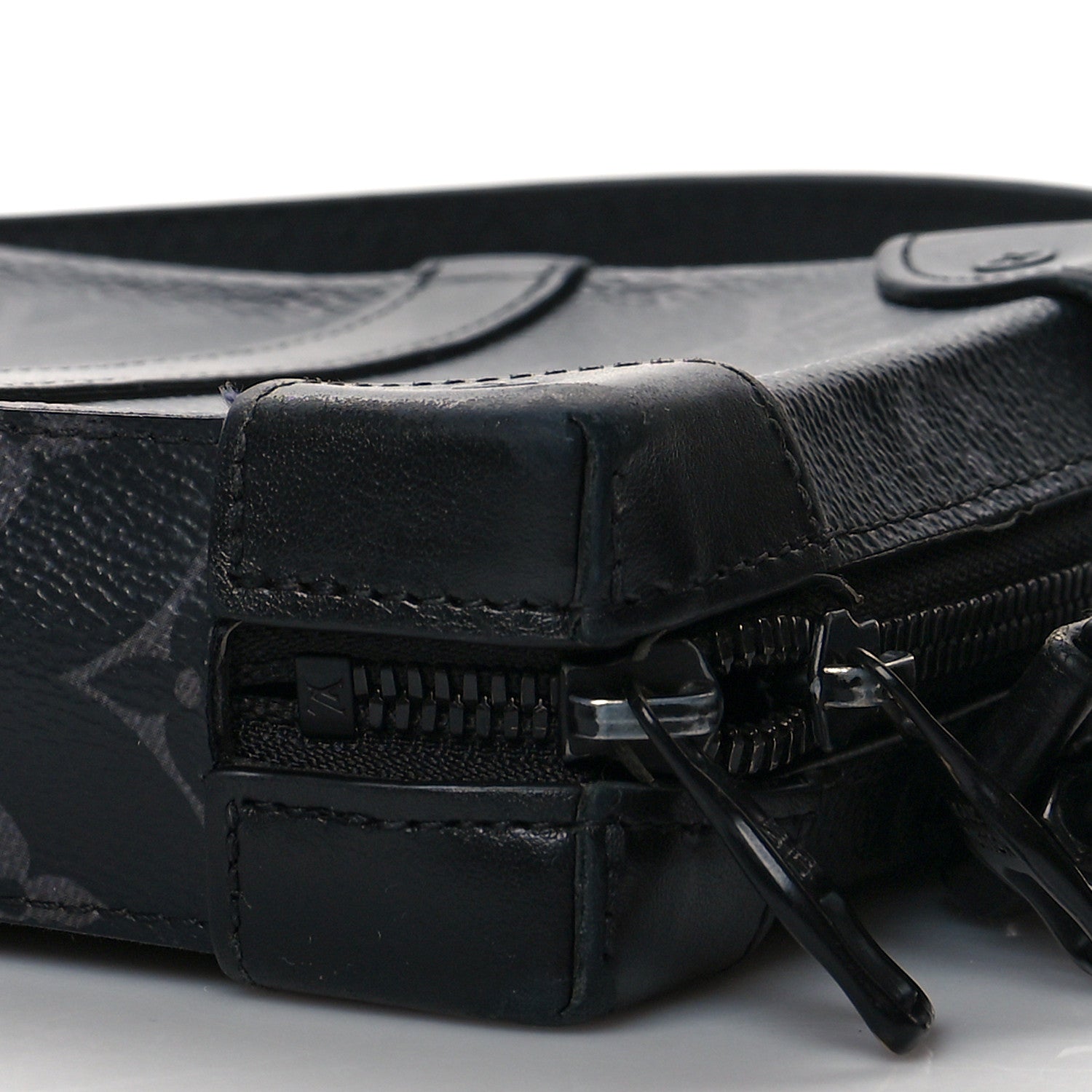 Louis Vuitton Monogram Eclipse Soft Trunk Wallet 11 of 12
