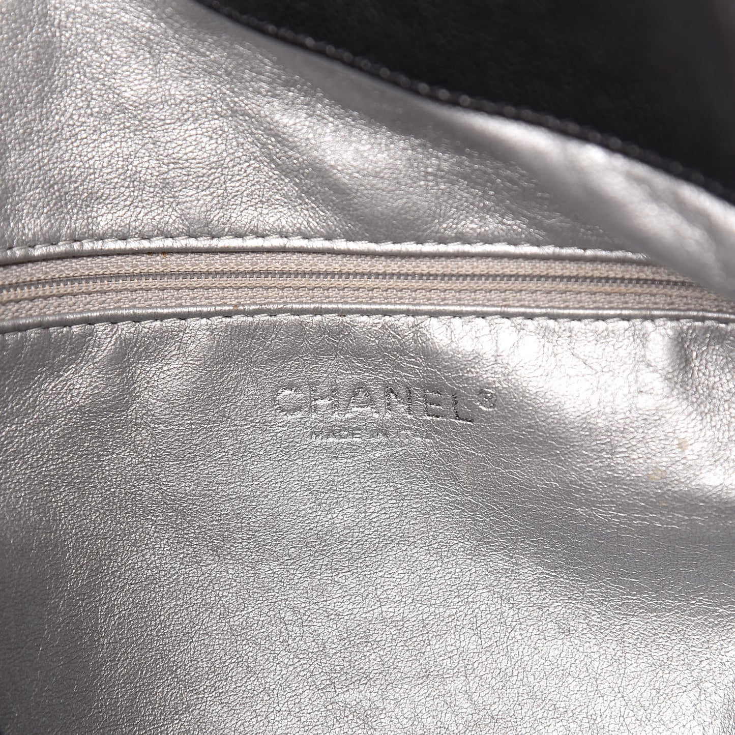 Glazed Calfskin Large Modern Chain Tote Black