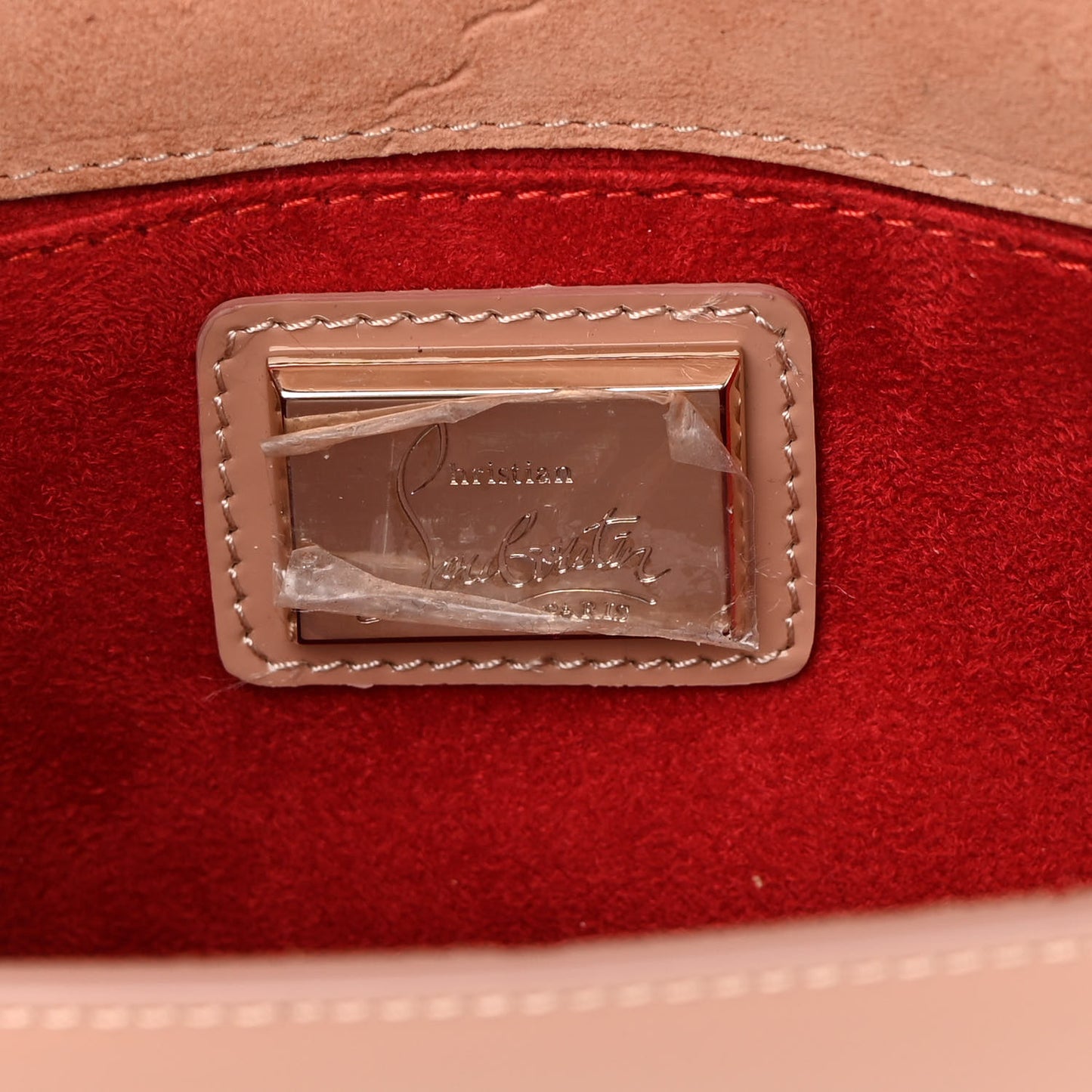 Patent Vero Dodat Clutch Nude