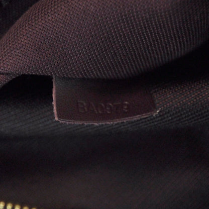 Louis Vuitton Taiga 5 Hanger Garment Carrier 7 of 7