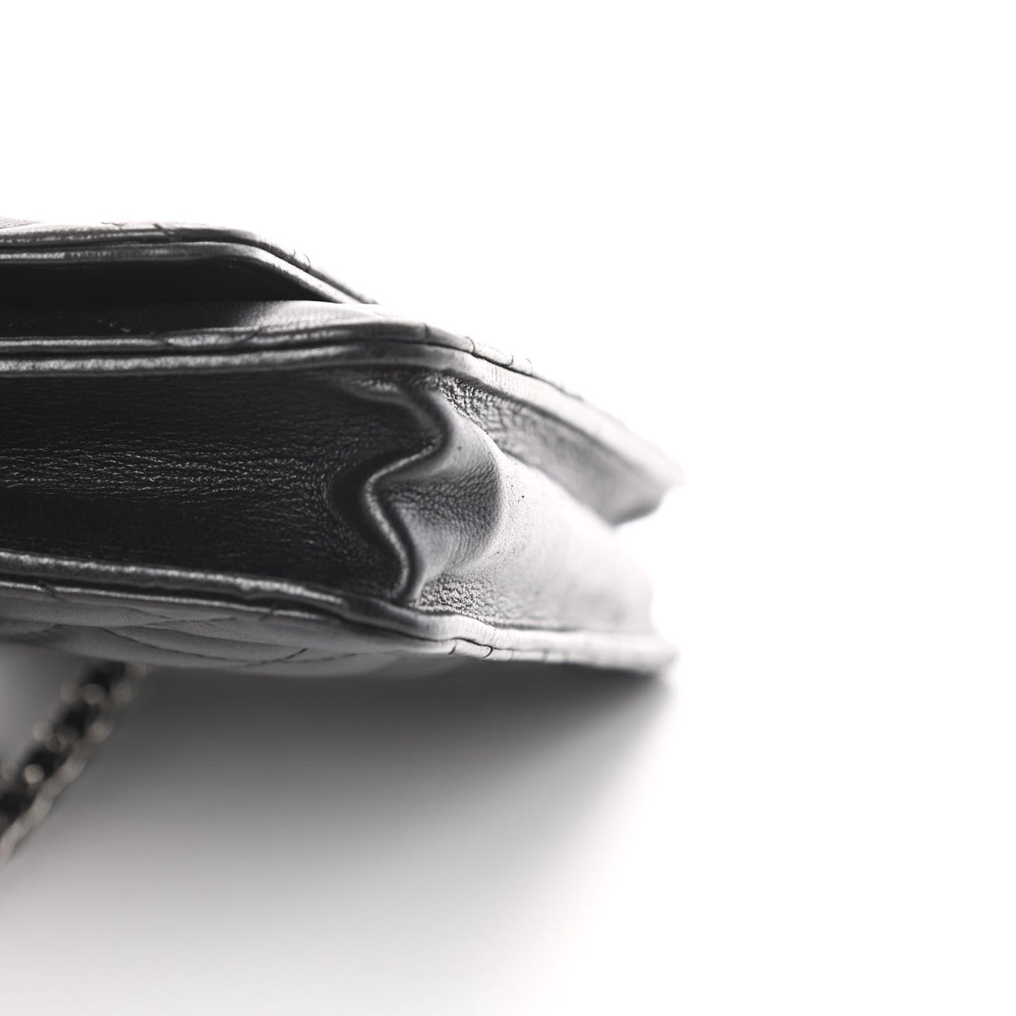 Lambskin Quilted Wallet On Chain WOC Black