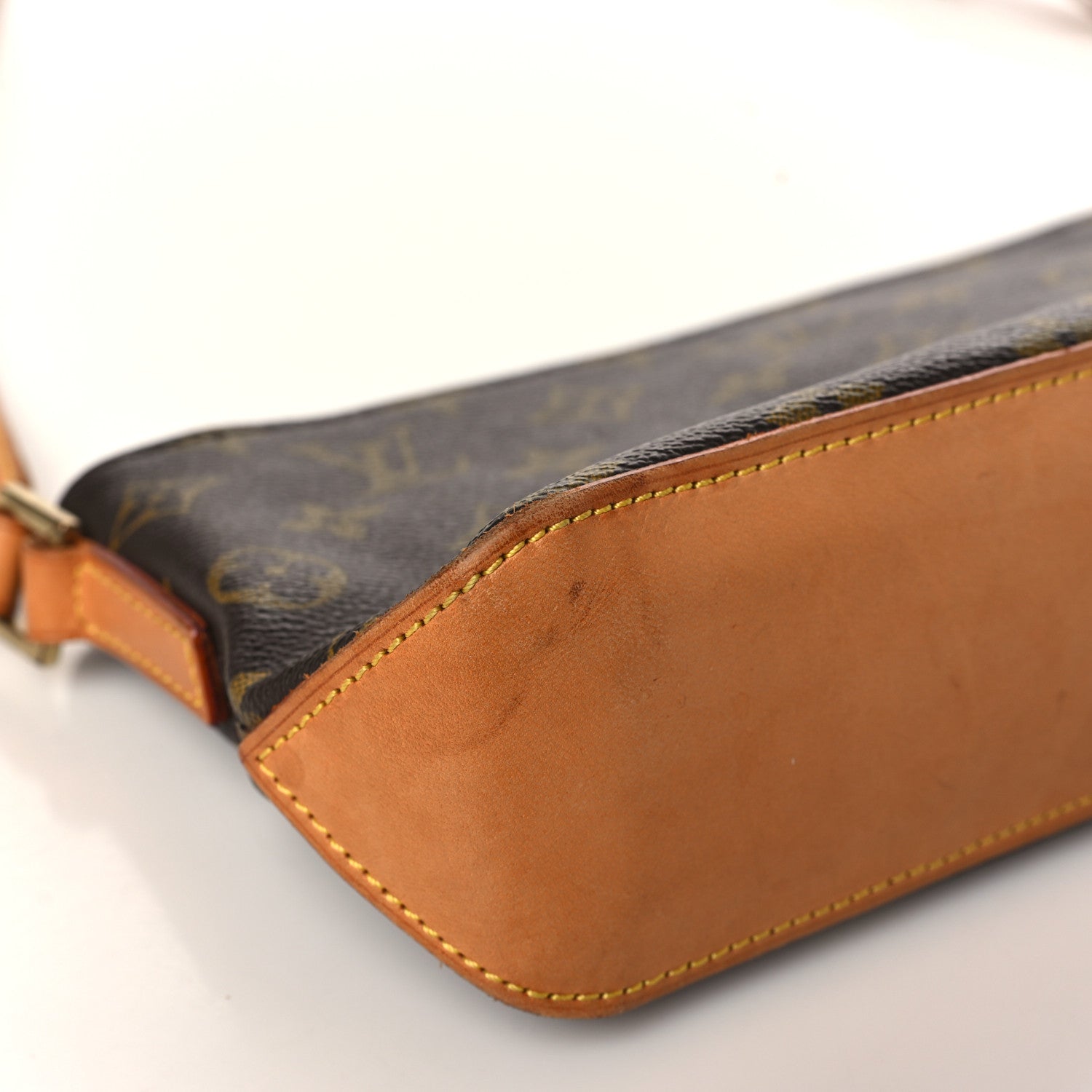 Louis Vuitton Monogram Trotteur 7 of 9