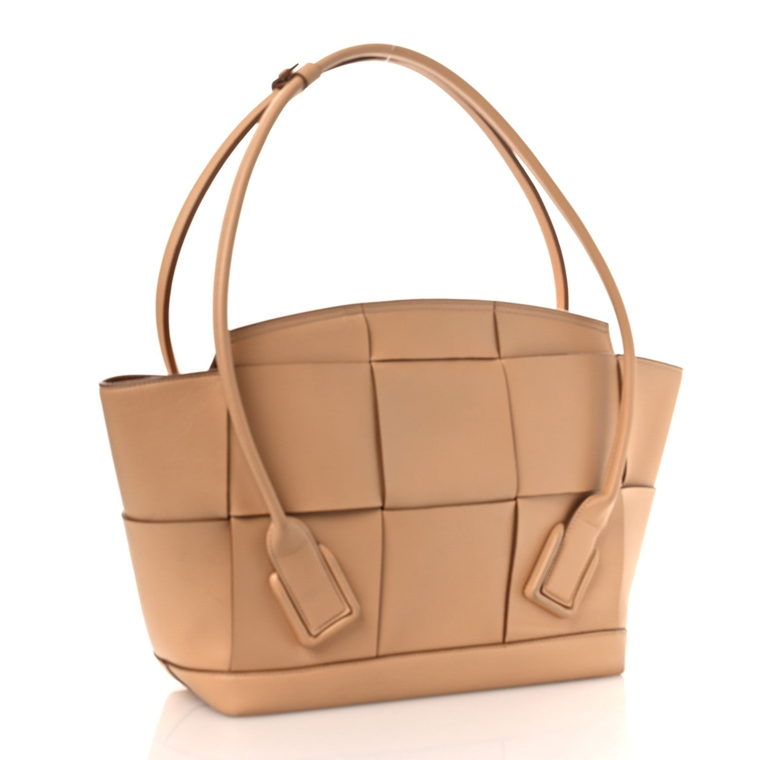 Bottega Veneta Grained Calfskin Maxi Intrecciato Medium Arco Nude 3 of 13