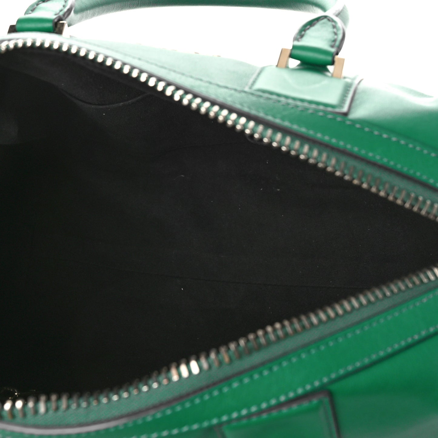 Calfskin Medium Lucrezia Duffle Bag Green