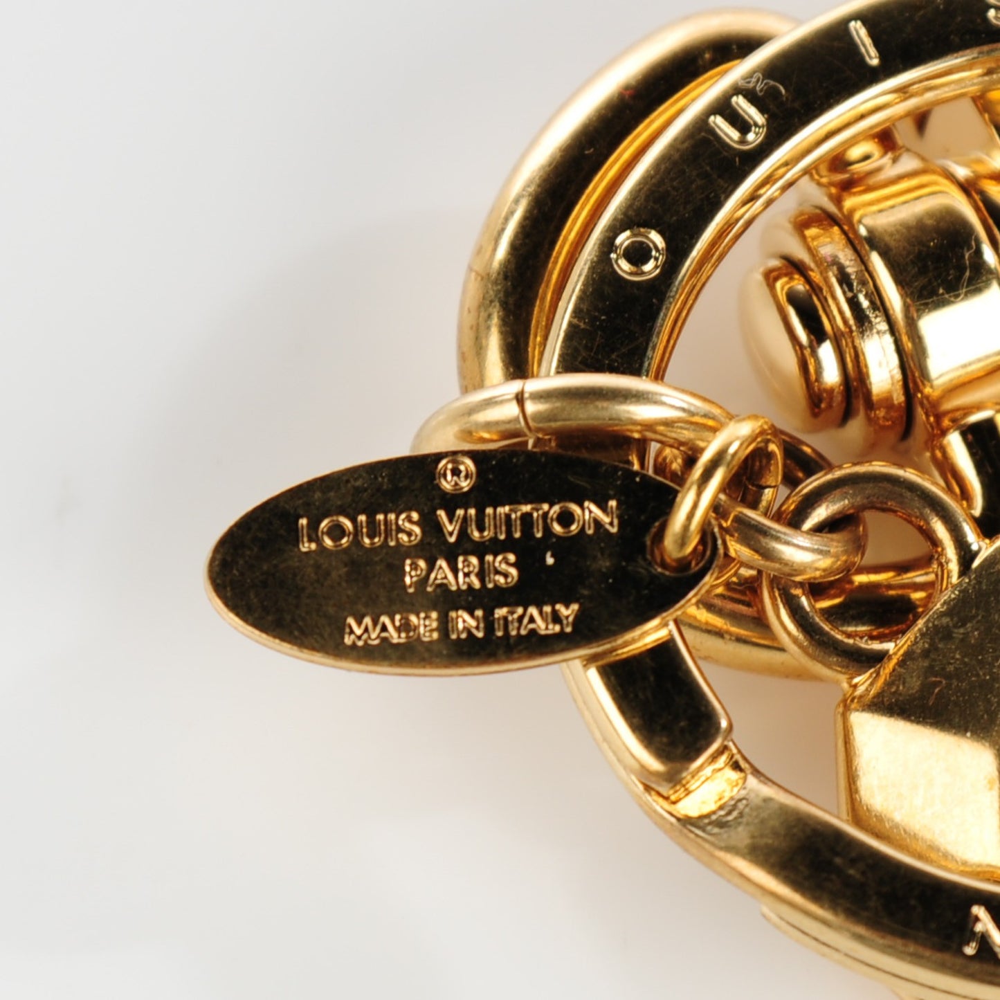 LV Facettes Key Holder Gold