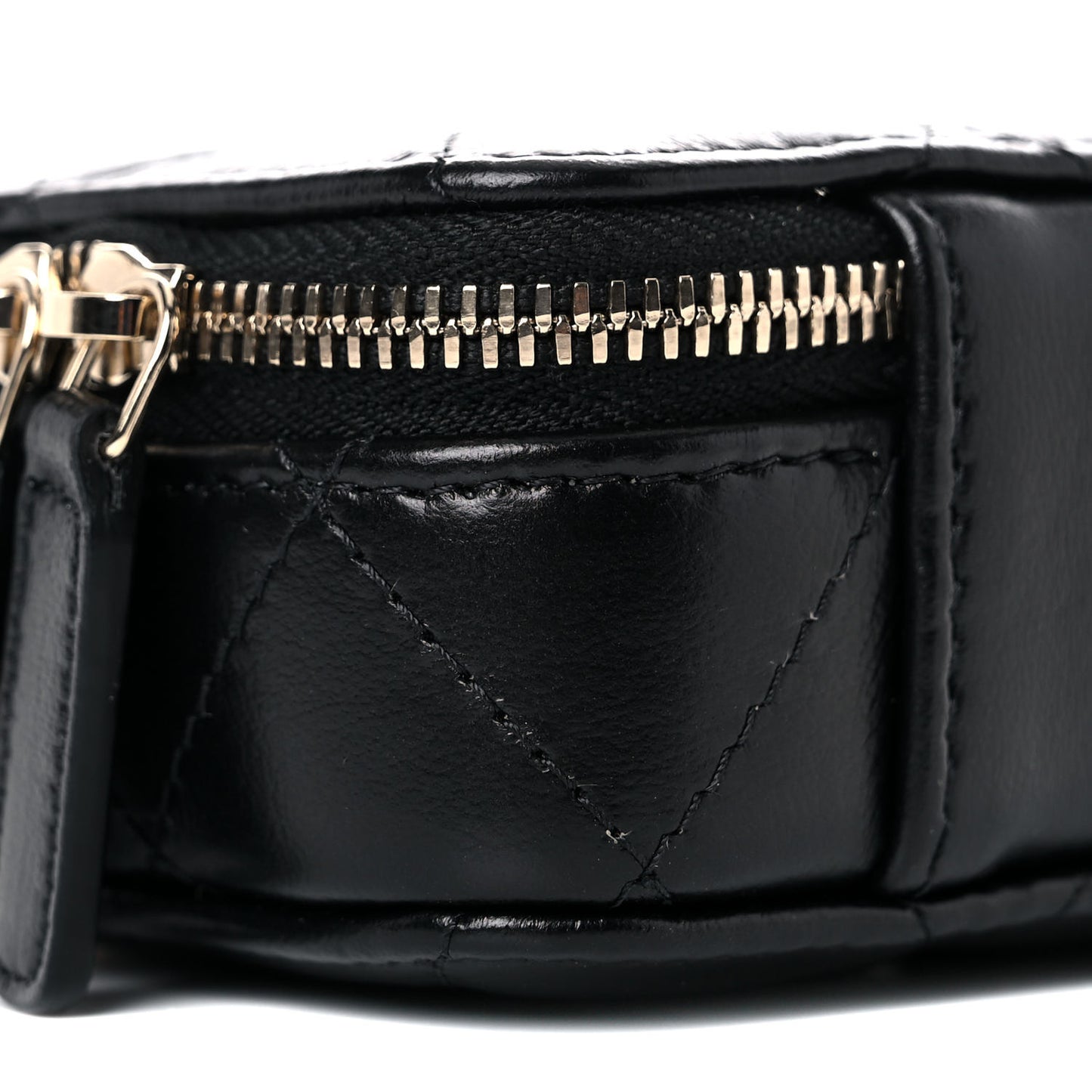 Lambskin Quilted Mini Lacquered Chain Clutch Black
