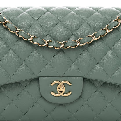 Chanel Caviar Quilted Jumbo Double Flap Green 5 of 10