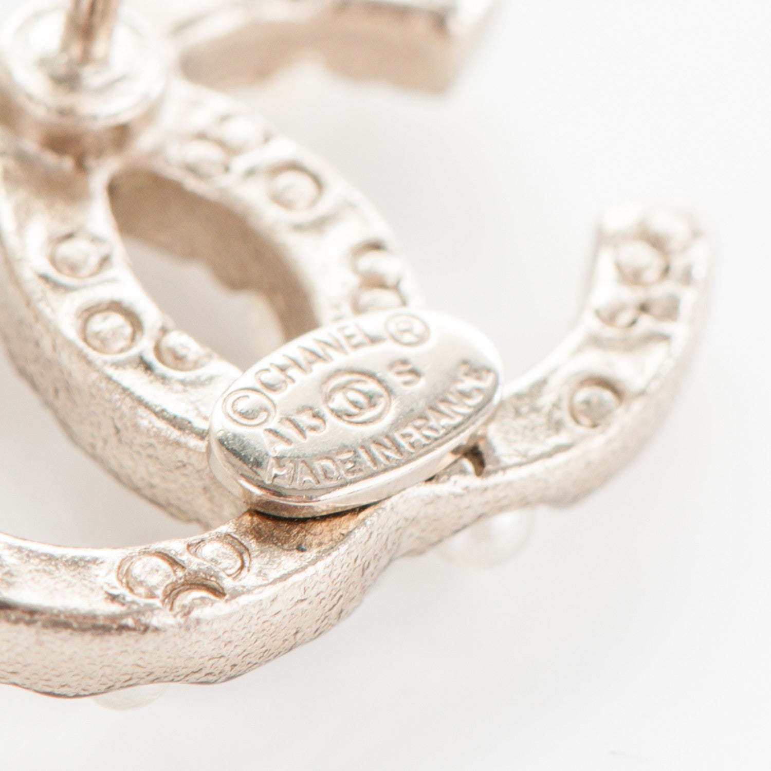 Chanel Pearl CC Earrings Light Gold 4 of 4