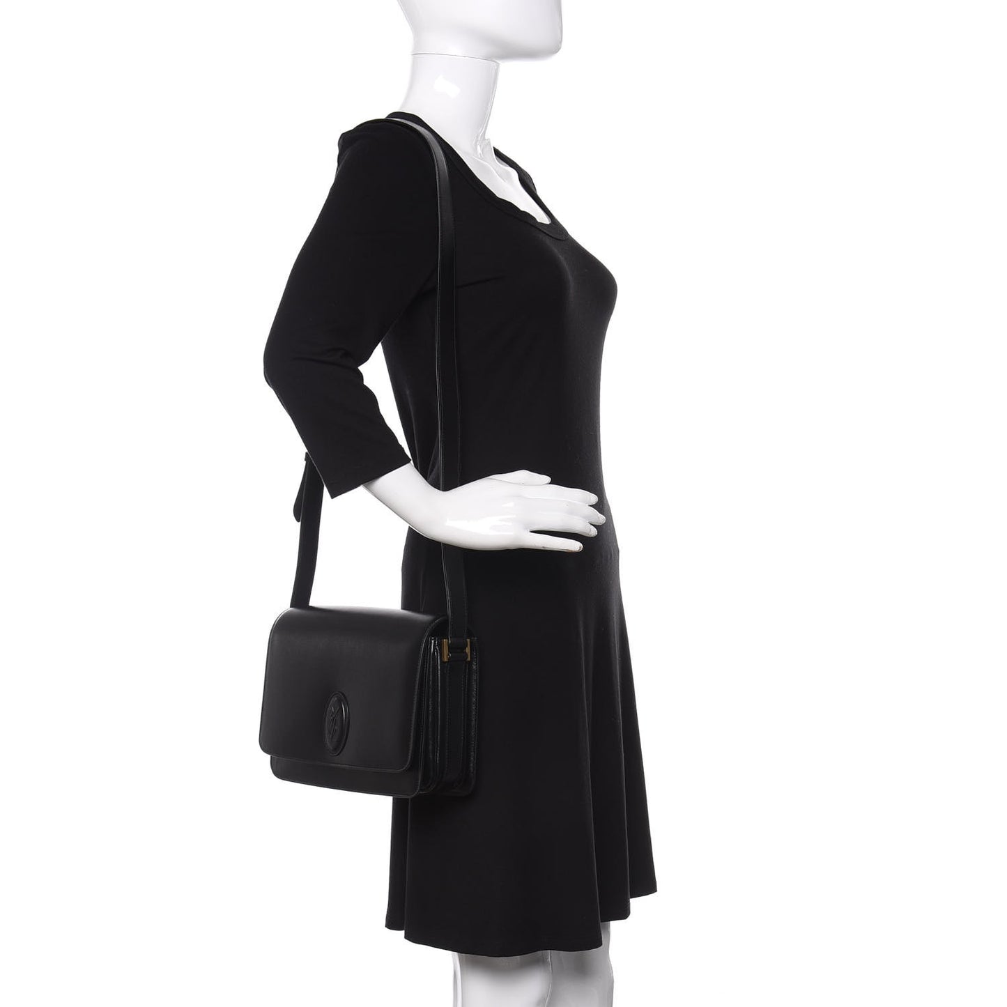 Calfskin Medium Le 61 Shoulder Bag Black