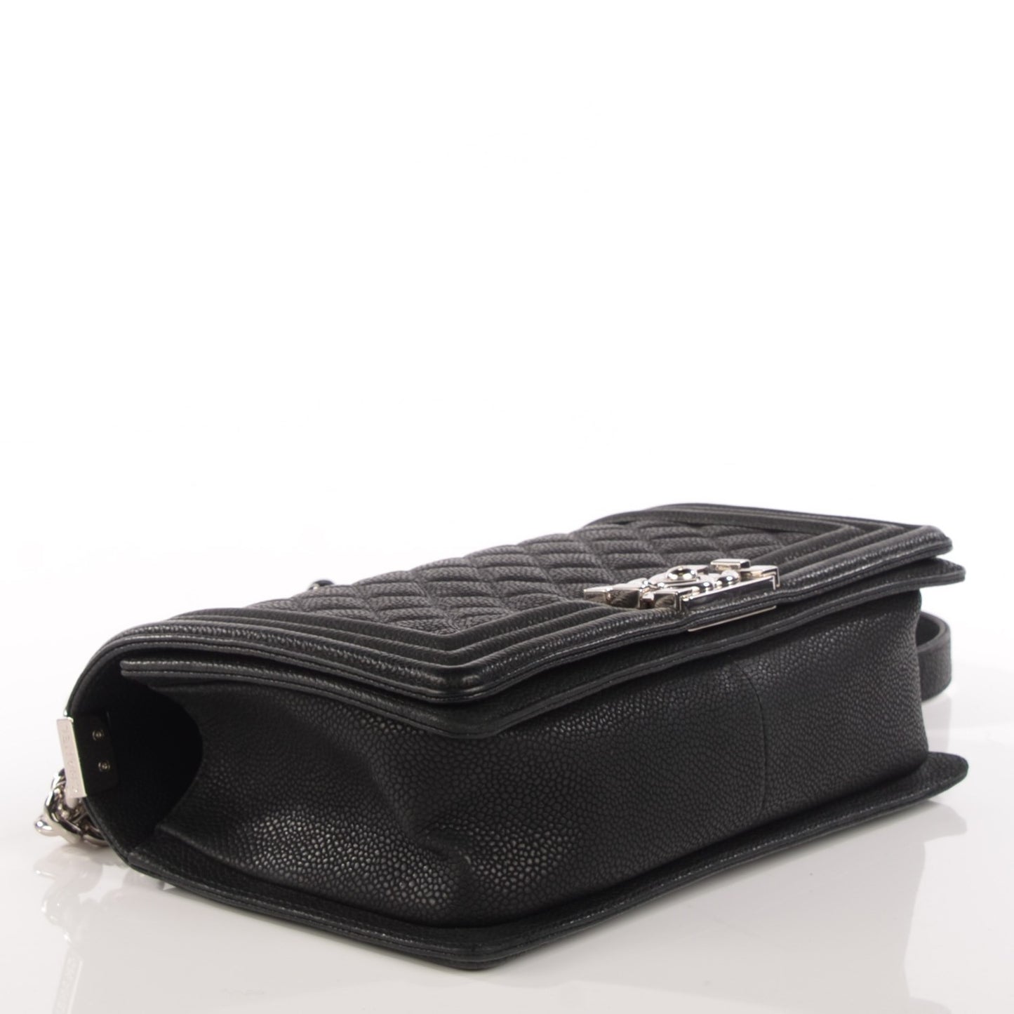 Caviar Quilted Medium Boy Flap Black