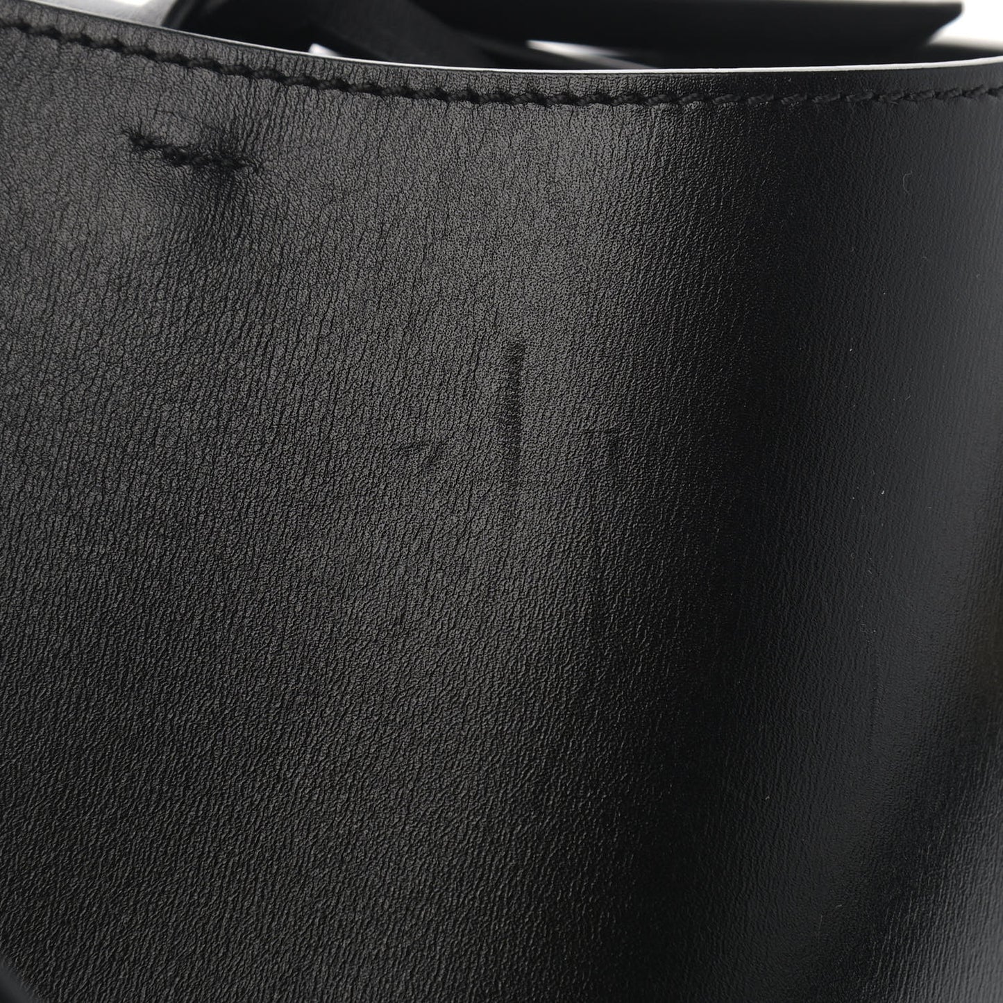 Supple Calfskin Medium Hobo Black
