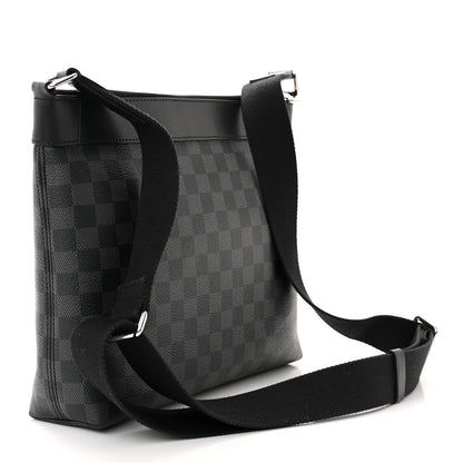 Louis Vuitton Damier Graphite Mick MM 3 of 10