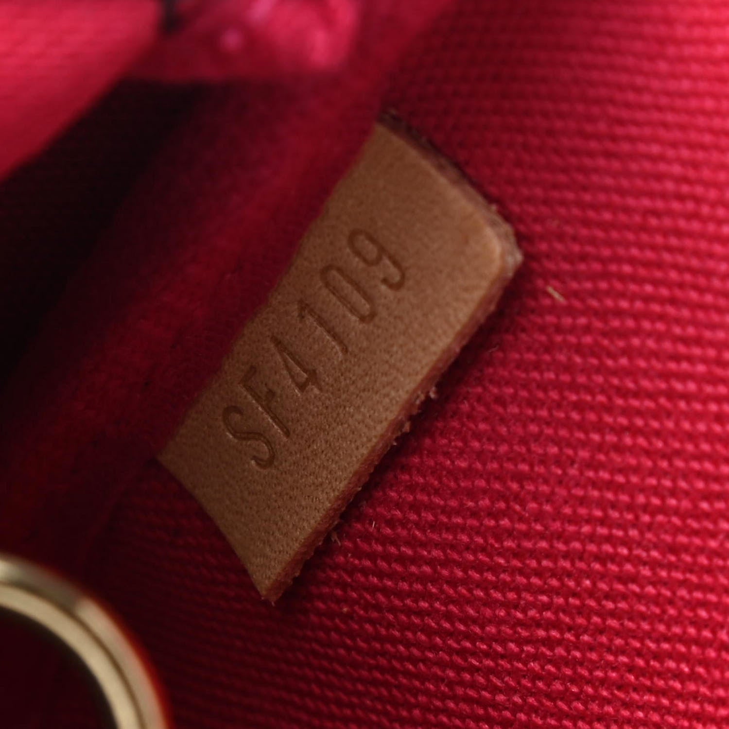 Louis Vuitton Monogram 2019 Christmas Animation Mini Courchevel Pochette Accessories Fuchsia 7 of 8