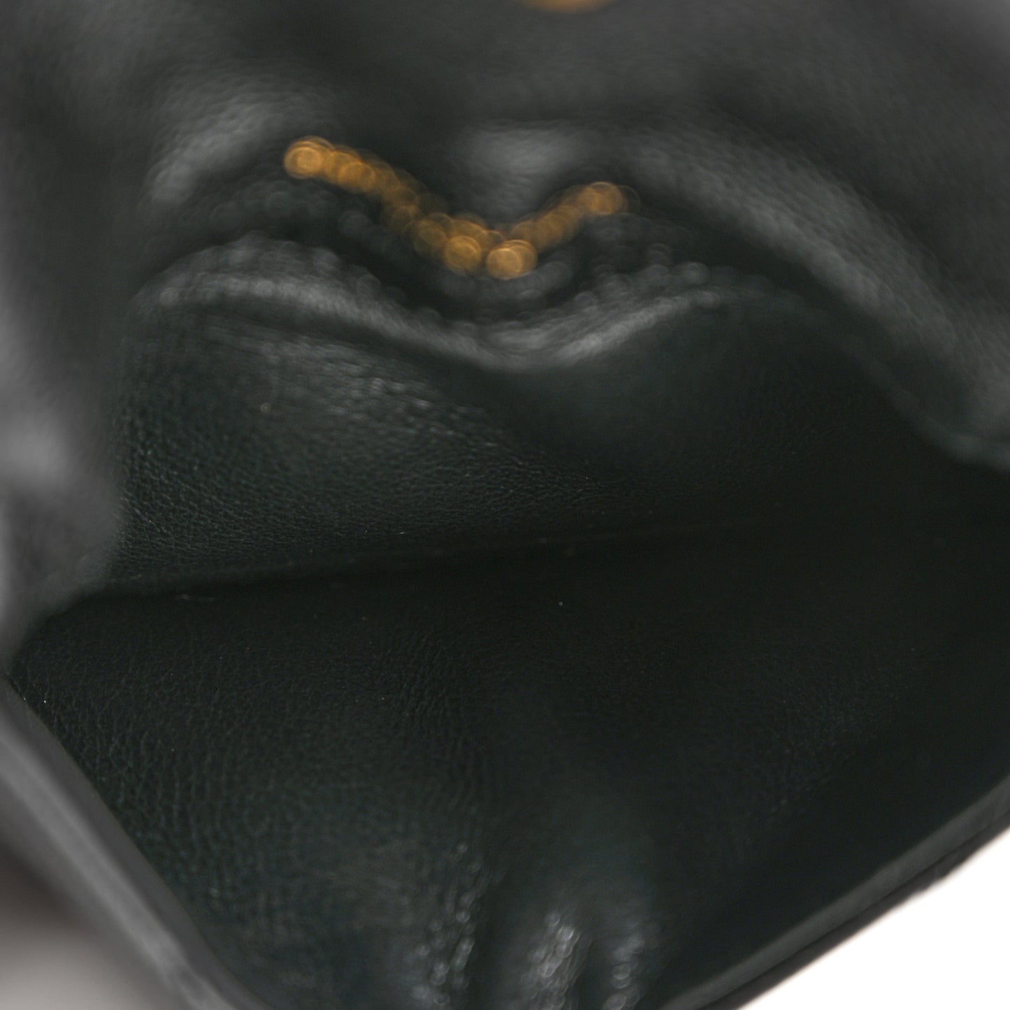 Grain De Poudre Matelasse Chevron Monogram Compact Wallet Black