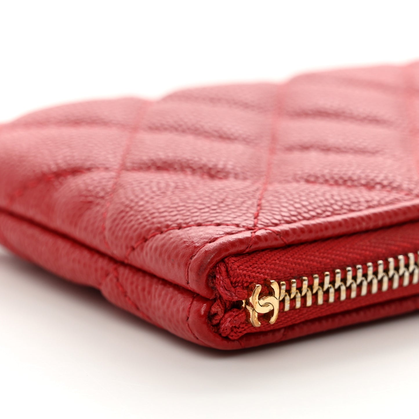 Caviar Quilted Small Cosmetic Case Red