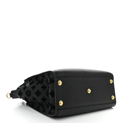 Louis Vuitton Calfskin Monogram Tufting On My Side Black 4 of 9