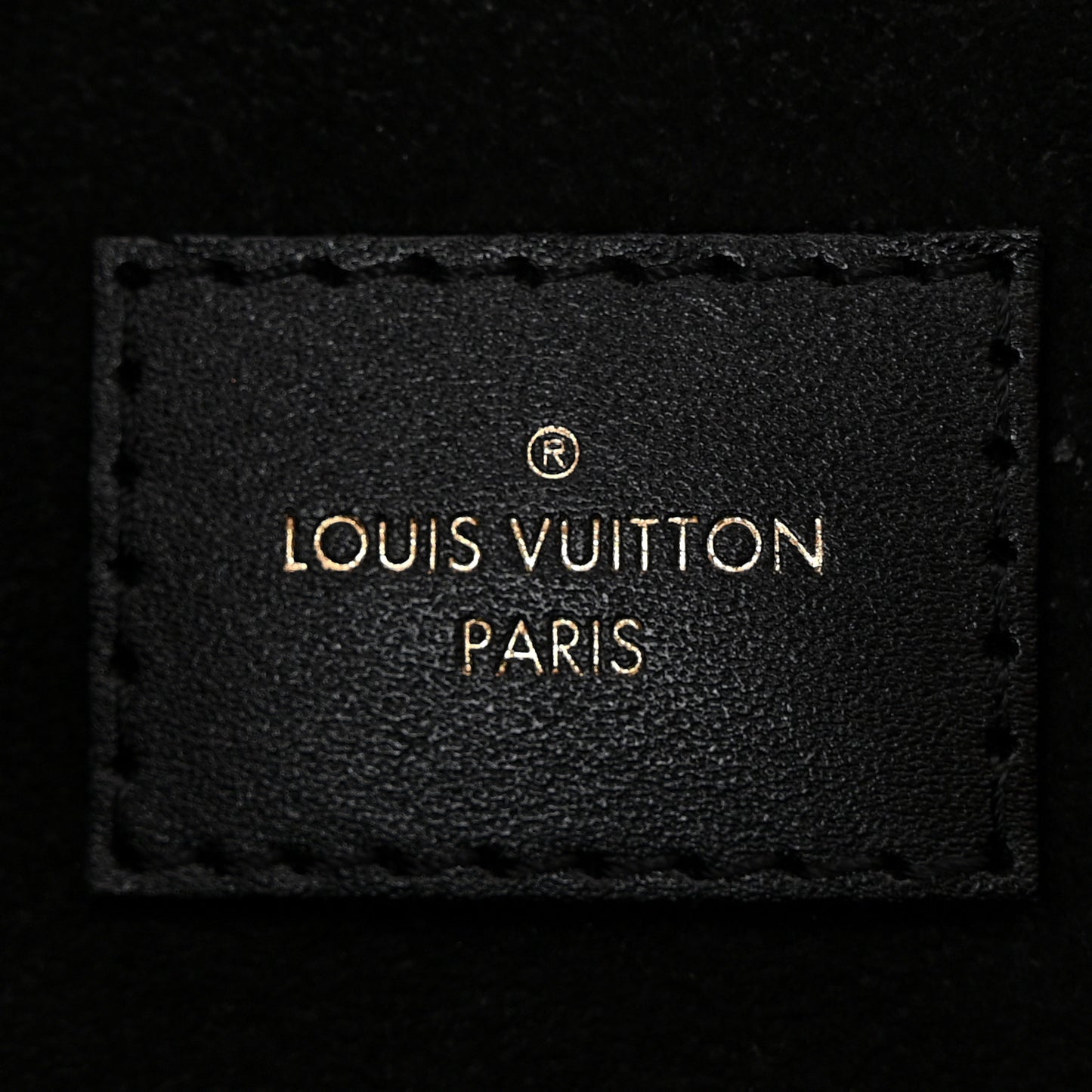 Reverse Monogram Pochette Metis