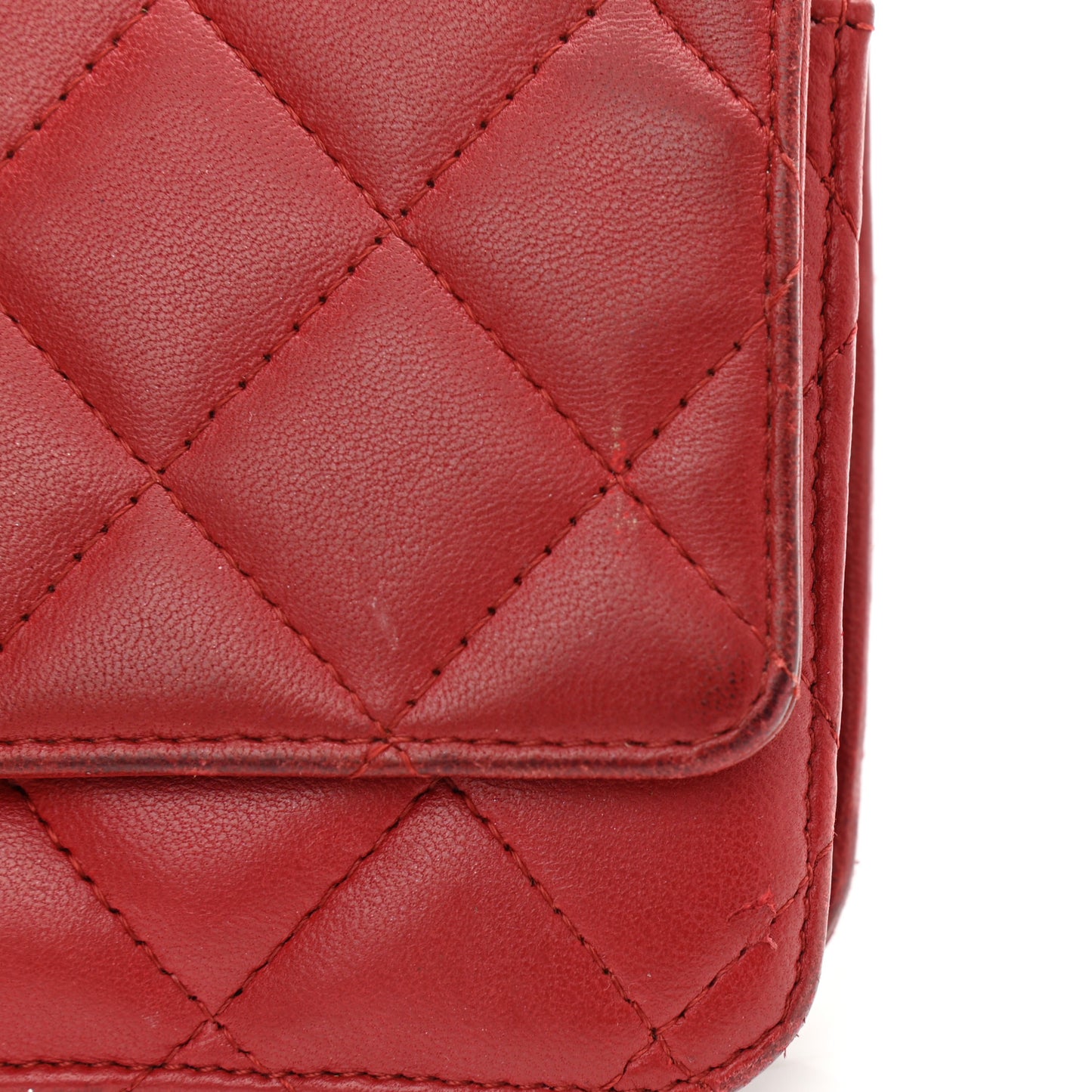 Lambskin Quilted Wallet On Chain WOC Red