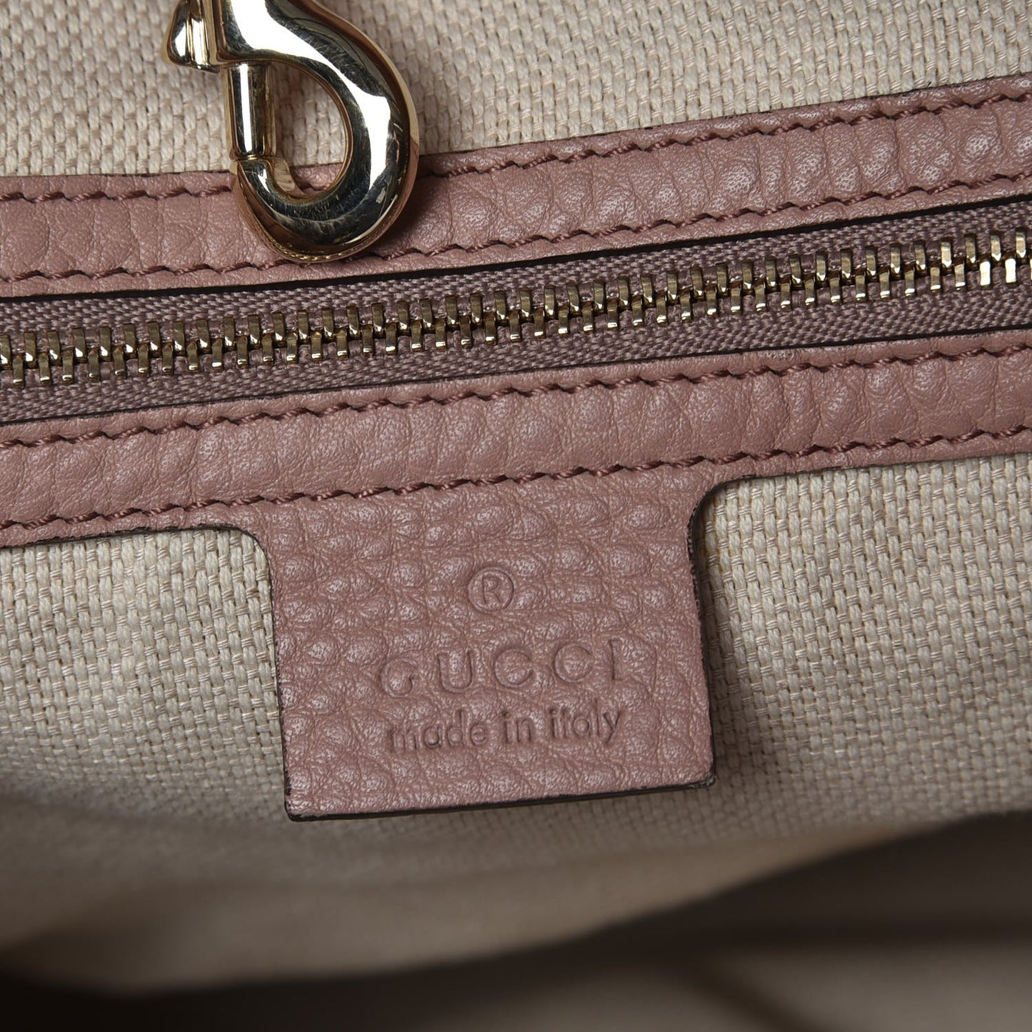 Pebbled Calfskin Medium Soho Chain Shoulder Bag Dark Cipria
