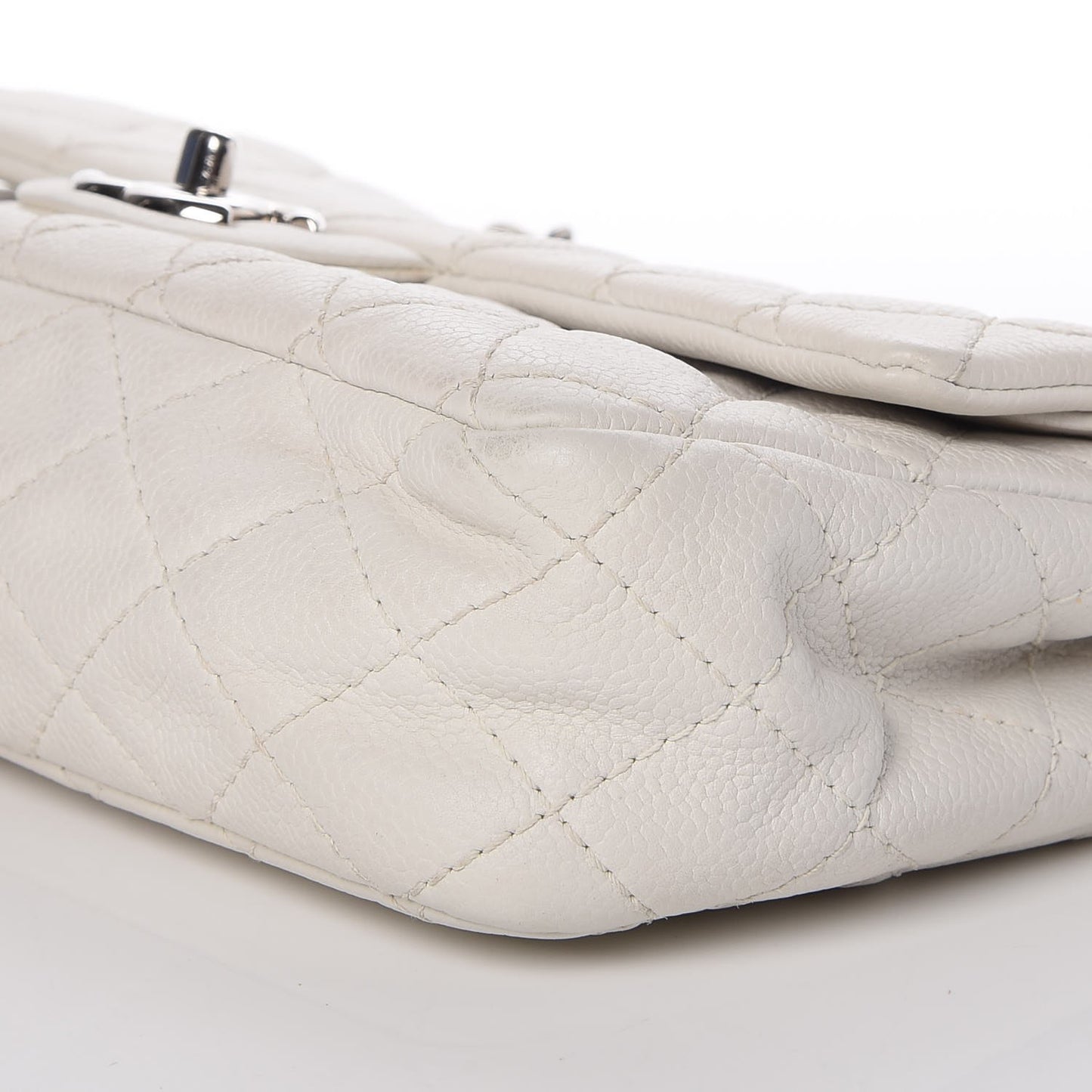Washed Caviar Quilted Medium Double Flap White