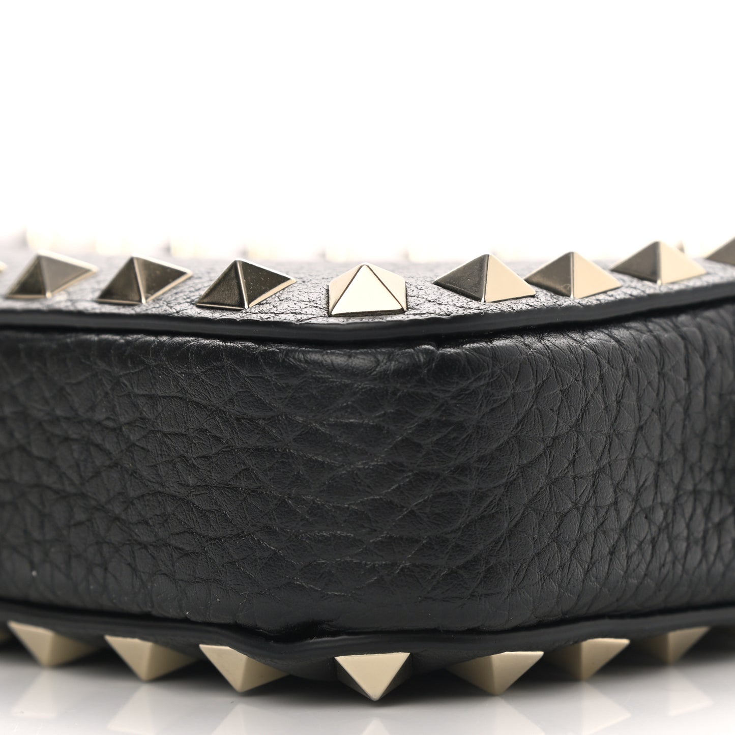 Pebbled Calfskin Rockstud Chain Pouch Shoulder Bag Black