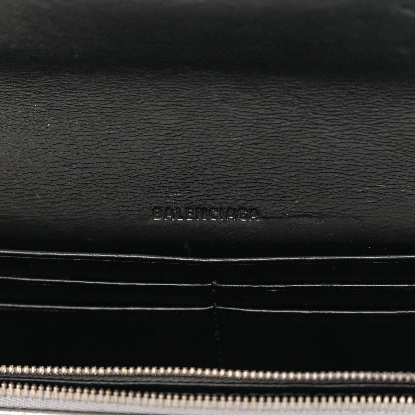 Metallic Extra Supple Calfskin Crocodile Embossed Gossip Wallet On Chain Silver