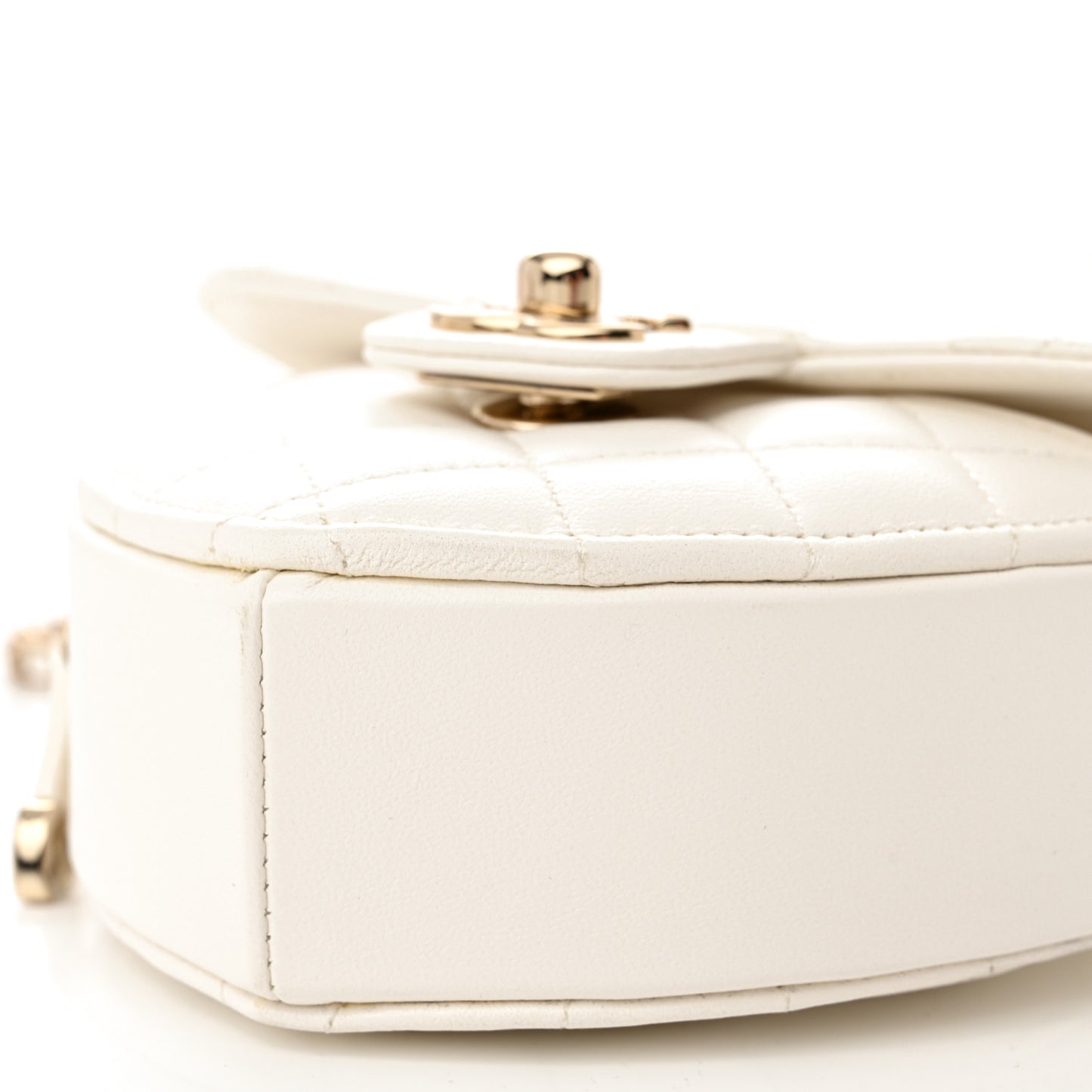 Lambskin Quilted CC In Love Heart Clutch With Chain White