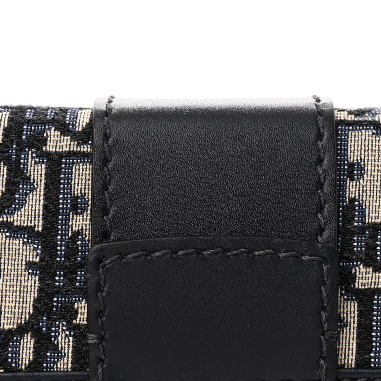 Oblique 30 Montaigne Box Bag Blue