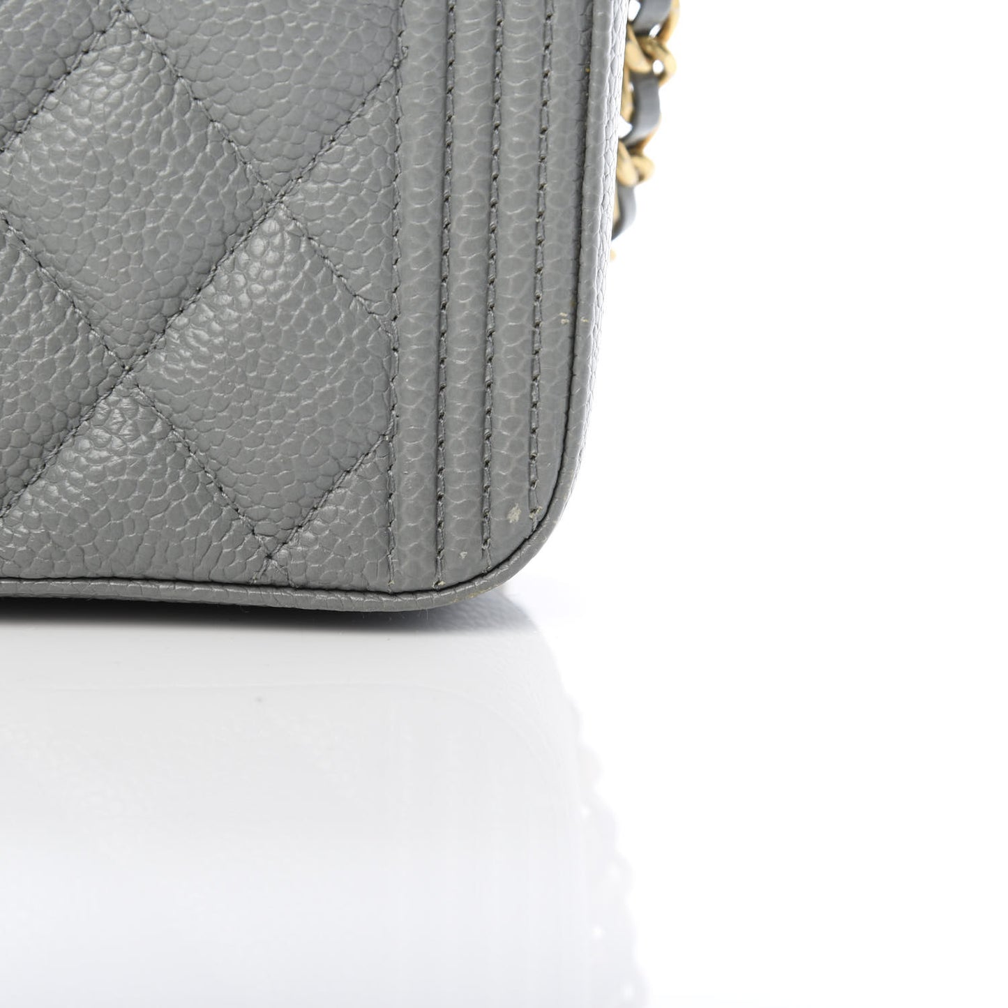 Caviar Quilted Small Boy Clutch With Chain Grey