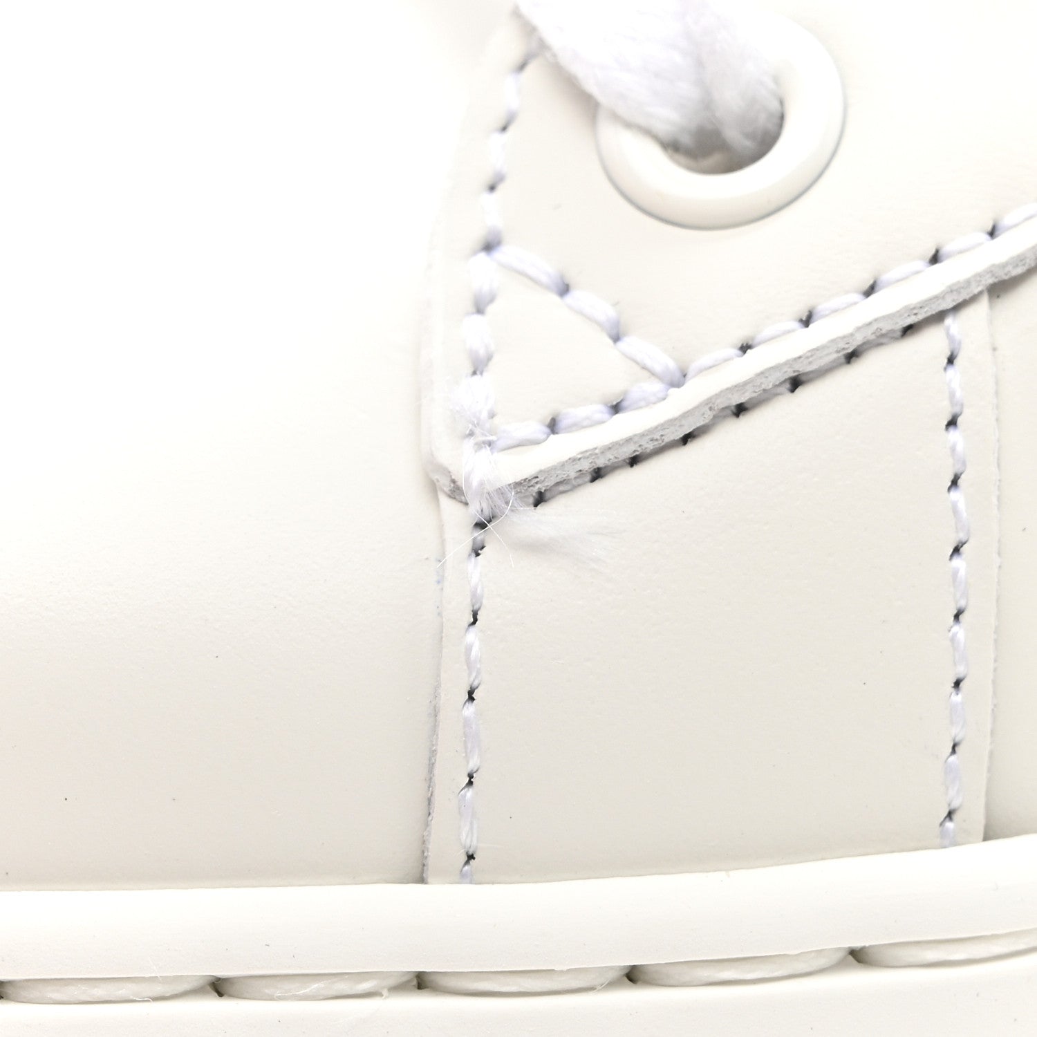 Gucci Calfskin Interlocking G Perforated Mens Ace Sneakers 8 White Grey Sky 10 of 11