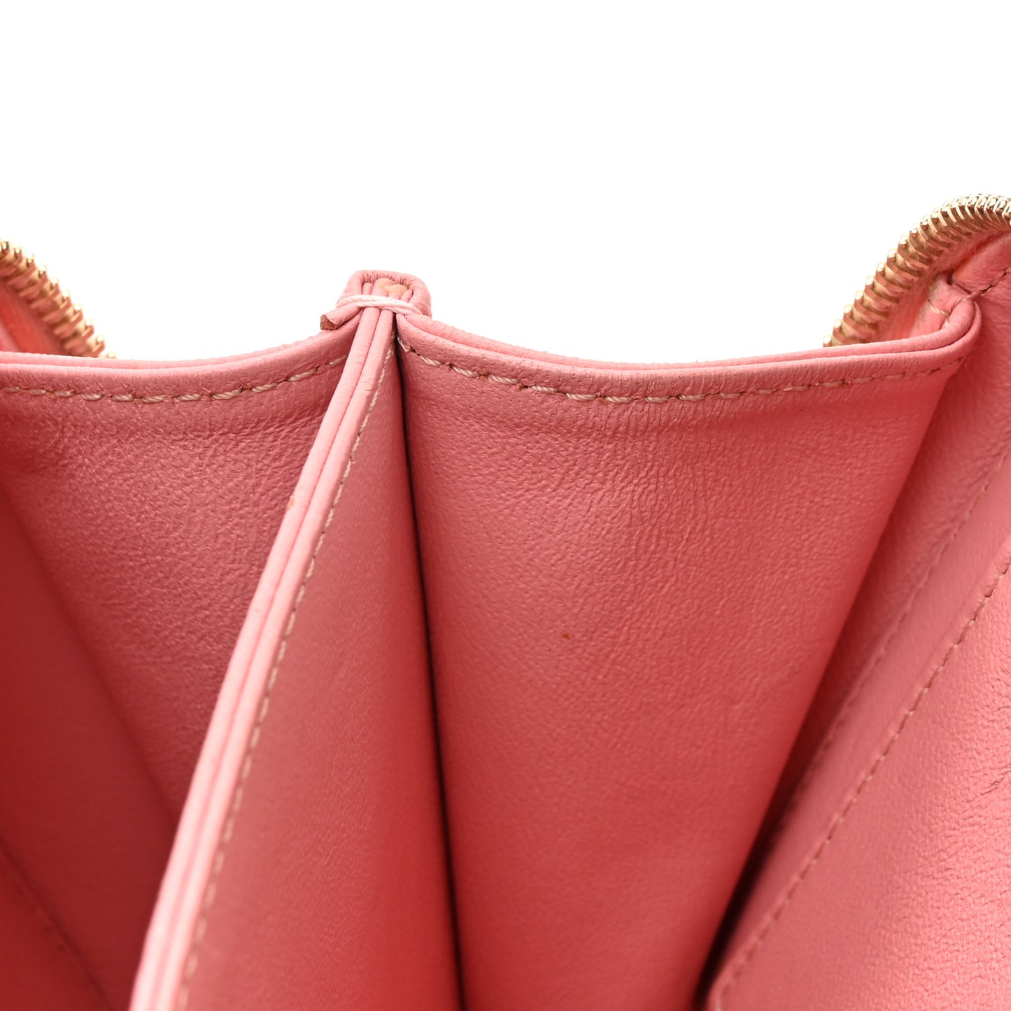 Caviar Quilted Small CC Filigree Vanity Case Rose Pink