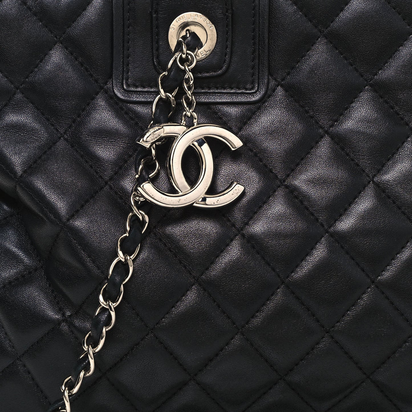 Lambskin Quilted Daily Shopping Tote Black