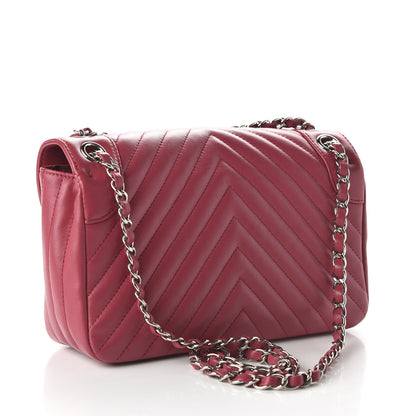 Chanel Lambskin Chevron Medium Single Flap Fuchsia 3 of 11