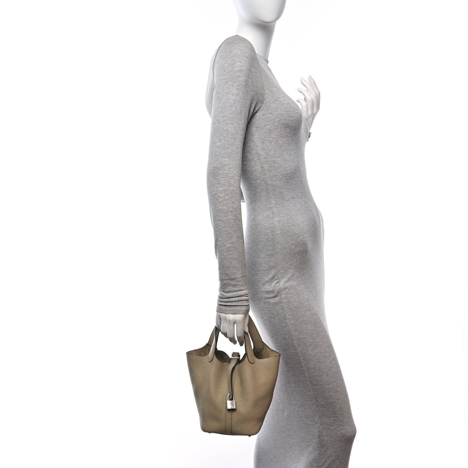 Hermes Taurillon Clemence Picotin Lock 18 PM Trench 2 of 13