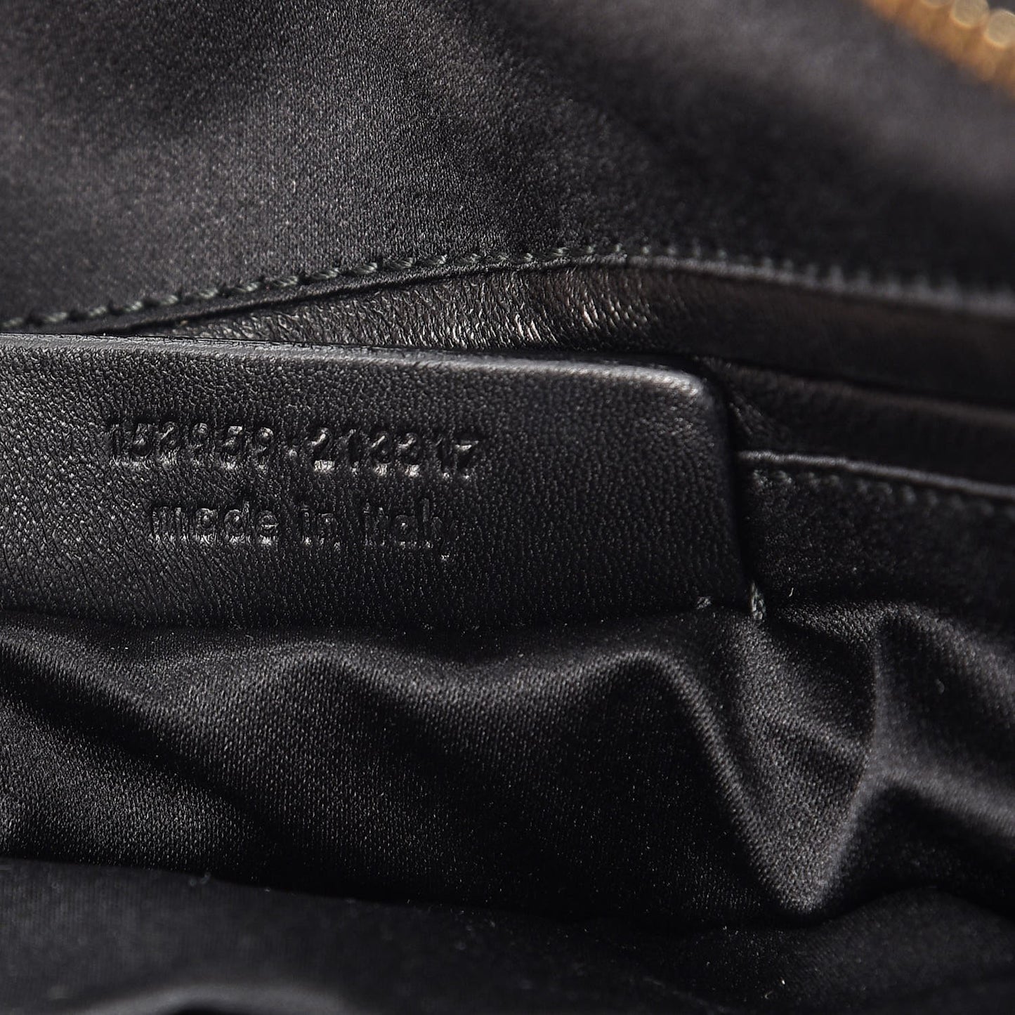 Calfskin Oversized Muse Black
