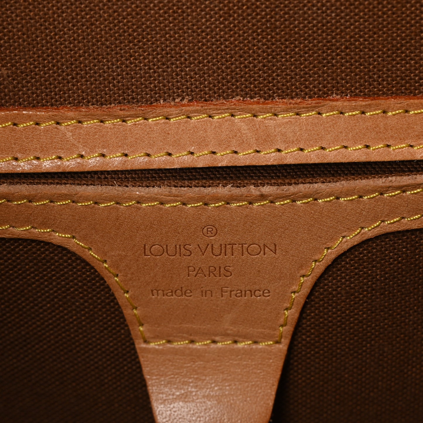 Monogram Ellipse MM