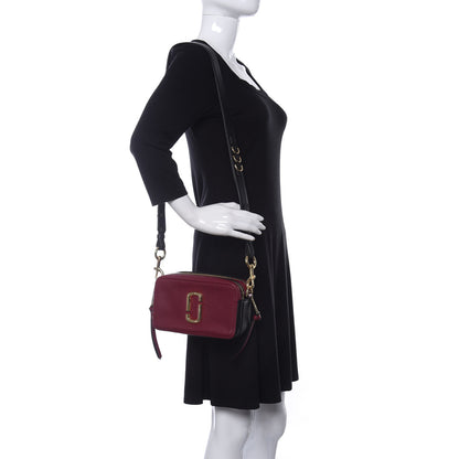 Marc Jacobs Supple Natural Grain Calfskin Softshot 21 Crossbody Bag Burgundy 2 of 11